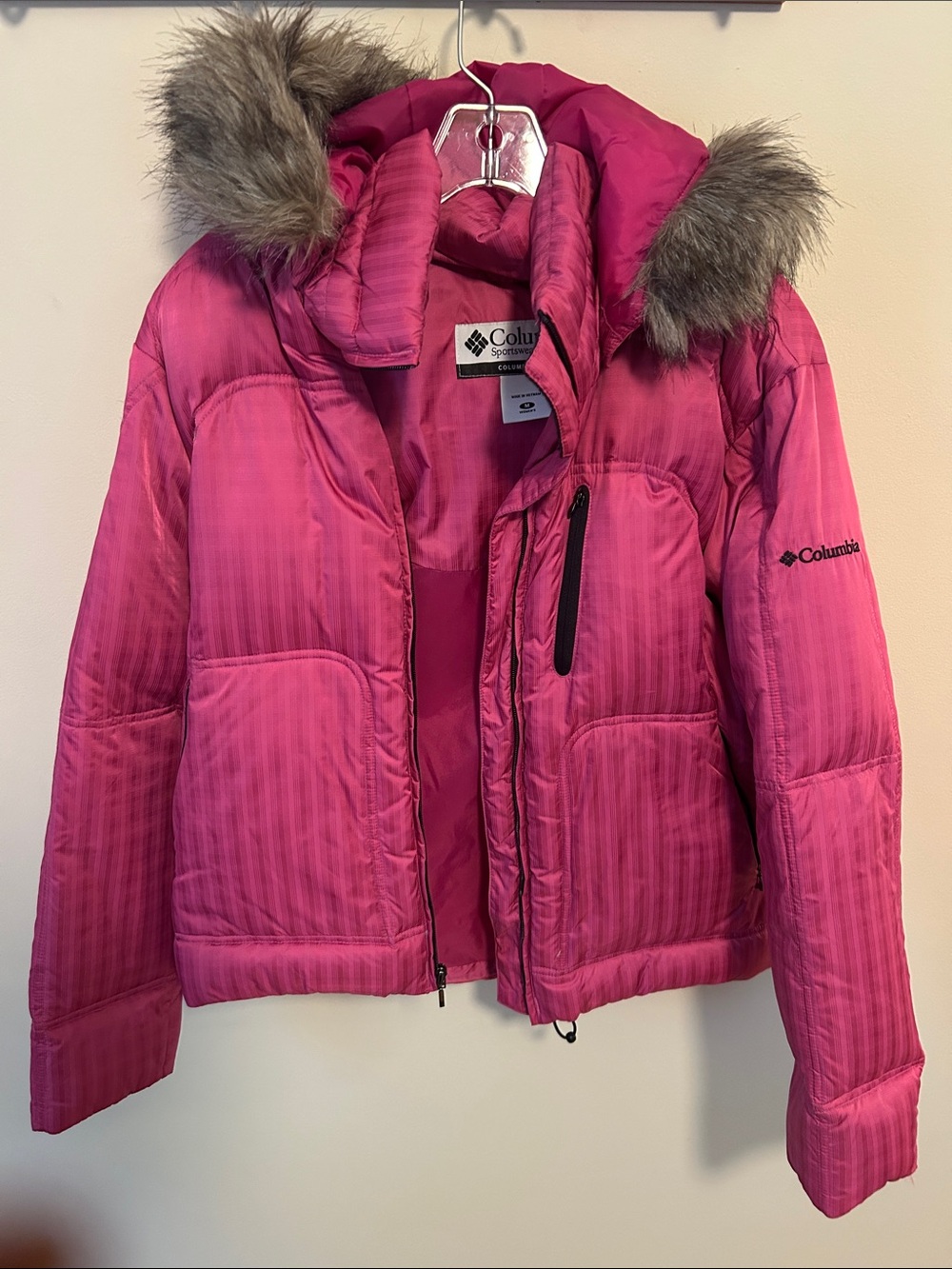 Columbia Hot Pink women’s ' Puffer Jacket with Faux Fur Hood
